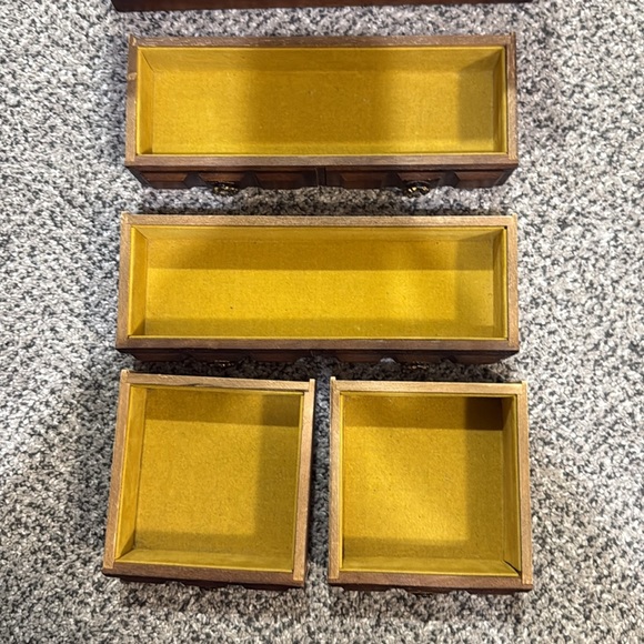 Vintage Brown Wood 4 Drawer Music Jewelry Box Chest Yellow Velvet 7"H x 10.5"L - Picture 11 of 11